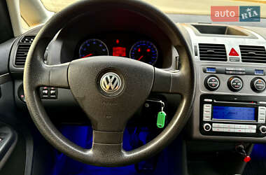 Мінівен Volkswagen Touran 2008 в 