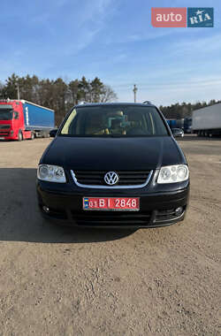 Мінівен Volkswagen Touran 2006 в Луцьку