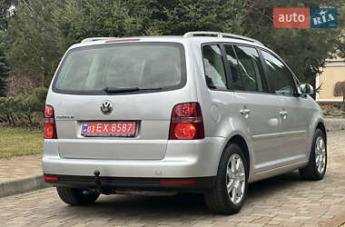 Мінівен Volkswagen Touran 2008 в Сарнах