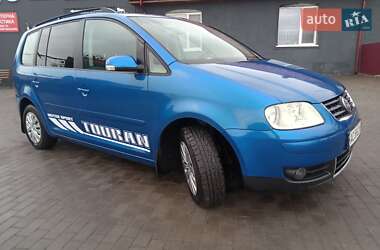 Минивэн Volkswagen Touran 2003 в 