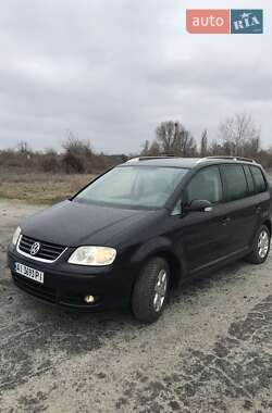 Мінівен Volkswagen Touran 2003 в 