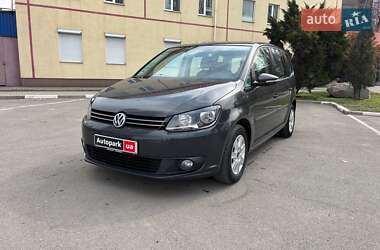 Мінівен Volkswagen Touran 2014 в Запоріжжі