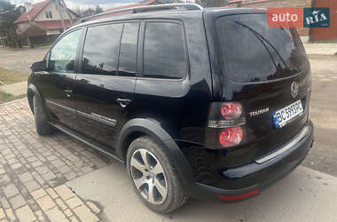Минивэн Volkswagen Touran 2008 в 
