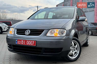 Минивэн Volkswagen Touran 2006 в 