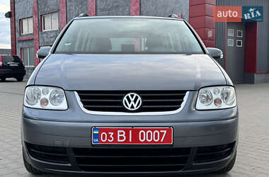 Минивэн Volkswagen Touran 2006 в 