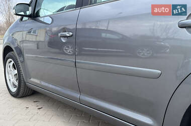 Минивэн Volkswagen Touran 2006 в 