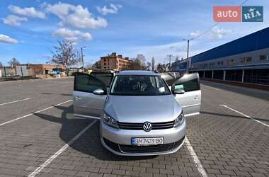 Мінівен Volkswagen Touran 2011 в Сумах