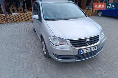 Минивэн Volkswagen Touran 2008 в 