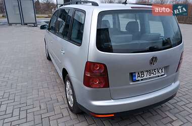 Минивэн Volkswagen Touran 2008 в 