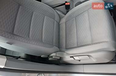 Минивэн Volkswagen Touran 2008 в 