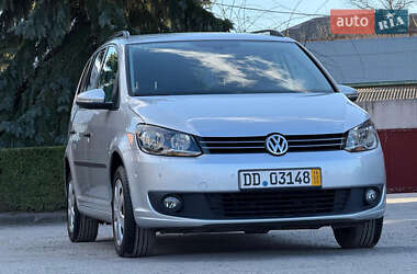 Минивэн Volkswagen Touran 2014 в 