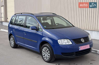Минивэн Volkswagen Touran 2003 в 