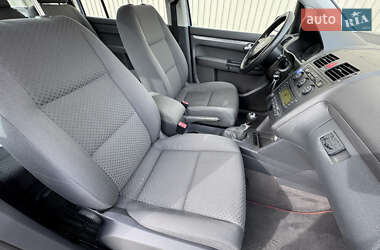 Минивэн Volkswagen Touran 2003 в 