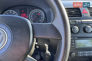 Минивэн Volkswagen Touran 2003 в 