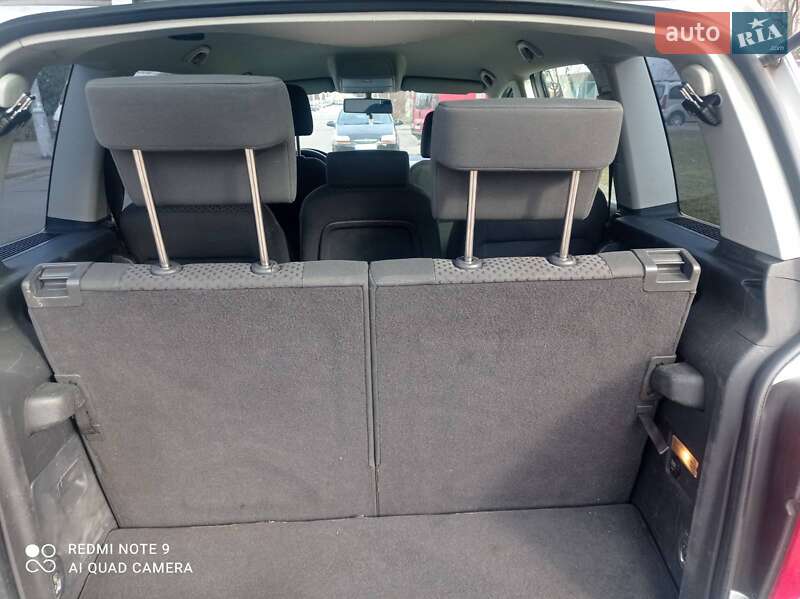 Минивэн Volkswagen Touran 2003 в Киеве