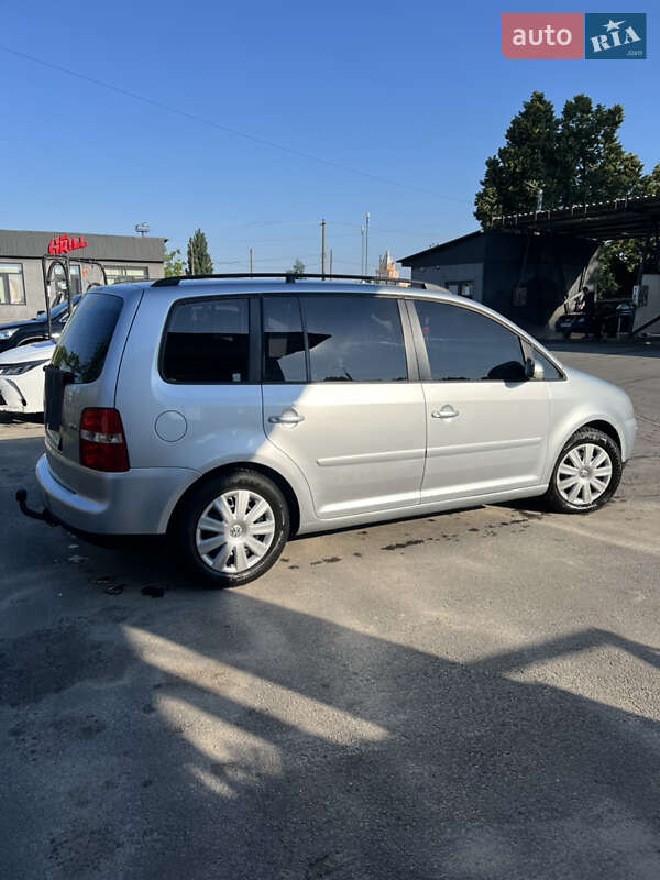 Минивэн Volkswagen Touran 2005 в Чернигове