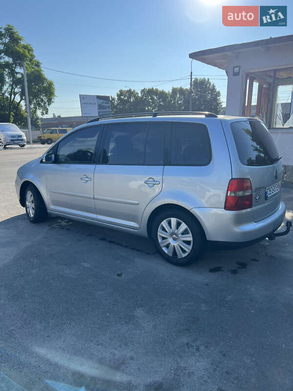 Минивэн Volkswagen Touran 2005 в Чернигове