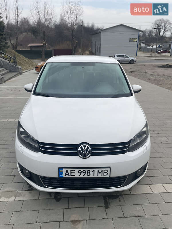 Мінівен Volkswagen Touran 2011 в Бориславі