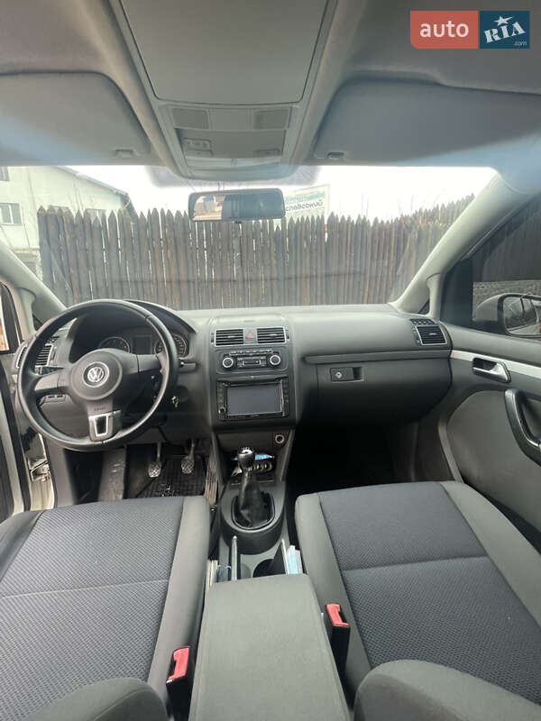Мінівен Volkswagen Touran 2011 в Бориславі