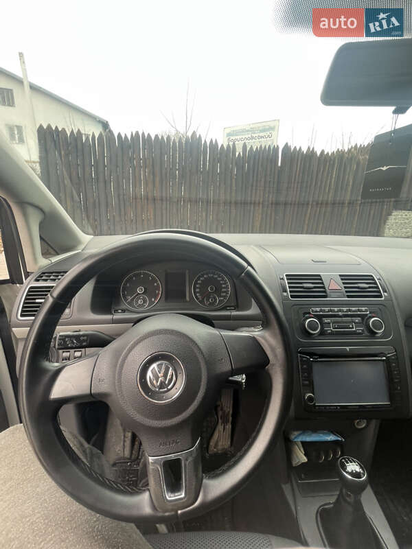 Мінівен Volkswagen Touran 2011 в Бориславі