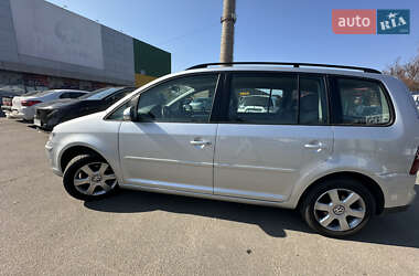 Мінівен Volkswagen Touran 2008 в 