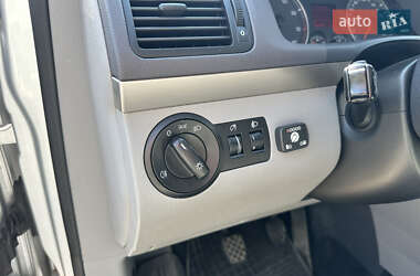 Мінівен Volkswagen Touran 2008 в 