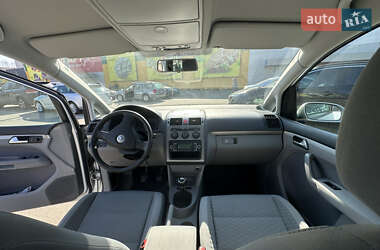 Мінівен Volkswagen Touran 2008 в 