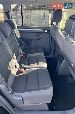 Минивэн Volkswagen Touran 2015 в 