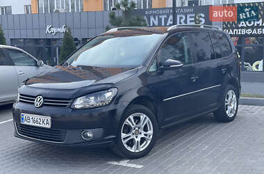 Минивэн Volkswagen Touran 2011 в Виннице