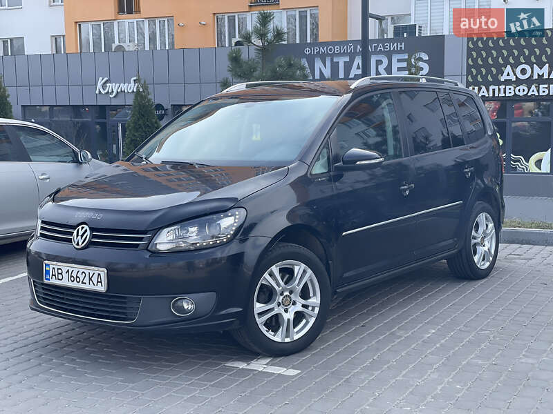 Volkswagen Touran 2011