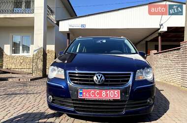Мінівен Volkswagen Touran 2008 в 
