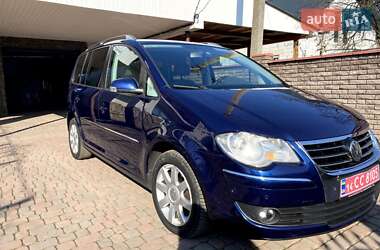 Мінівен Volkswagen Touran 2008 в 
