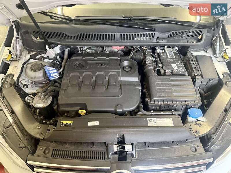 Микровэн Volkswagen Touran 2019 в Харькове фото 26 Микровэн Volkswagen Touran 2019 в Харькове