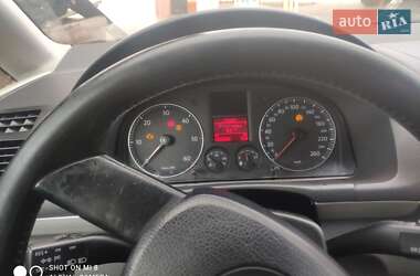 Мінівен Volkswagen Touran 2003 в 