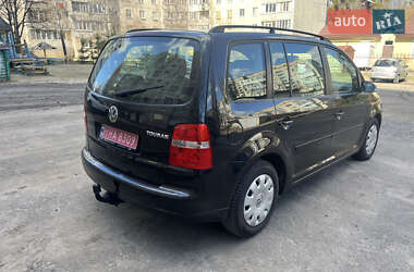 Минивэн Volkswagen Touran 2005 в 