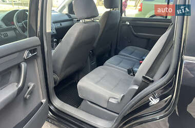 Минивэн Volkswagen Touran 2005 в 