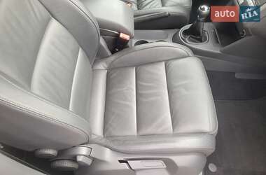Минивэн Volkswagen Touran 2009 в 