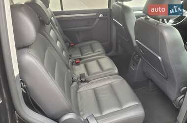 Минивэн Volkswagen Touran 2009 в 