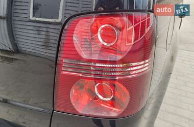 Минивэн Volkswagen Touran 2009 в 