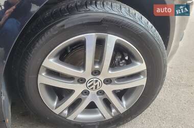 Минивэн Volkswagen Touran 2009 в 