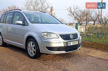 Мінівен Volkswagen Touran 2008 в 