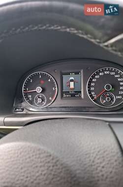 Минивэн Volkswagen Touran 2013 в 