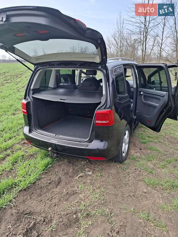 Мінівен Volkswagen Touran 2013 в Подільську