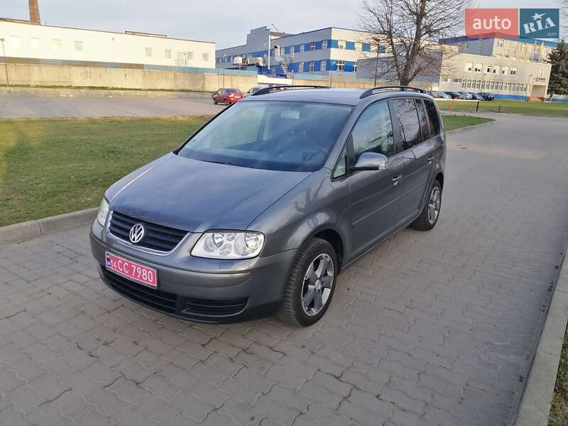 Мінівен Volkswagen Touran 2003 в Львові фото 3 Мінівен Volkswagen Touran 2003 в Львові