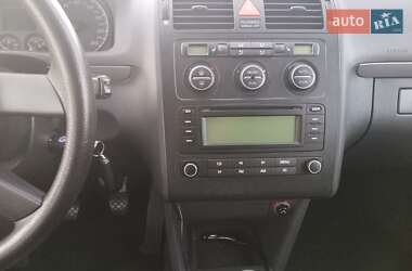 Минивэн Volkswagen Touran 2004 в 
