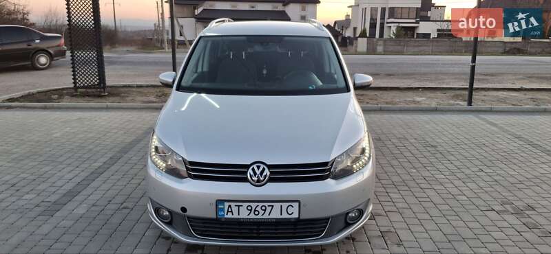 Volkswagen Touran 2011