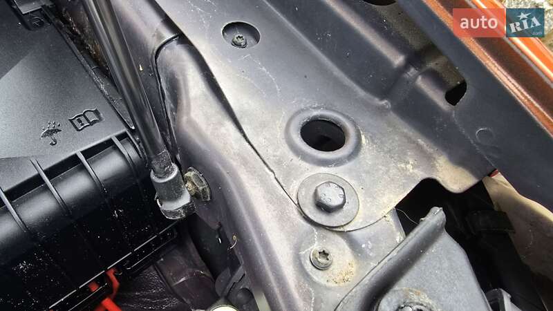 Мінівен Volkswagen Touran 2008 в Полтаві