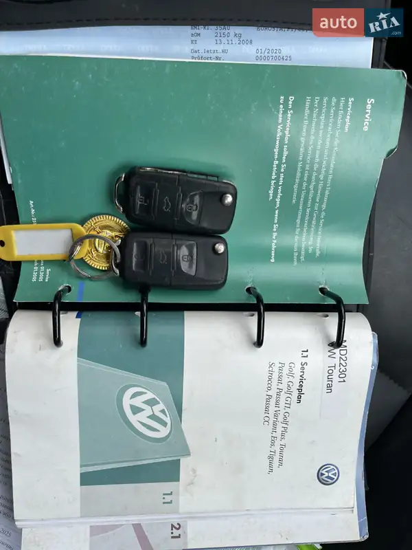 Минивэн Volkswagen Touran 2008 в 
