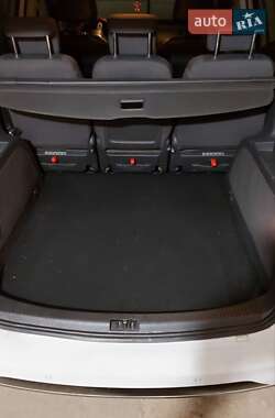 Минивэн Volkswagen Touran 2014 в 