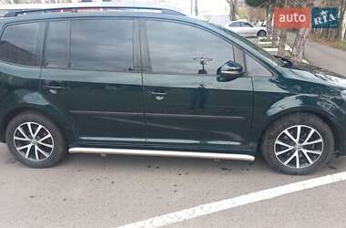 Минивэн Volkswagen Touran 2011 в 